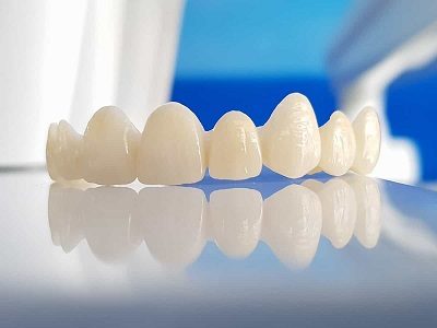 Trồng răng giả tốt như răng thật cho bạn hoàn toàn an tâm